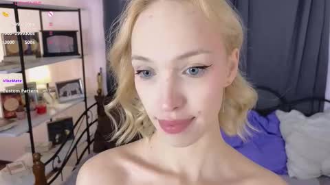 Lylu online show from February 19, 10:39 pm