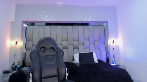 Snapshot of hailybairen chatting on January 12, 7:31 pm  Haily Bairen online show from January 12, 7:31 pm