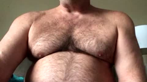 Snapshot of hairbear5 chatting on February 20, 4:40 pm Bruce online show from February 20, 4:40 pm