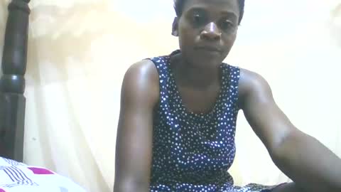 hairy_africanbae online show from June 16, 1:19 am