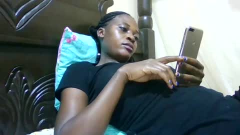 hairy_africanbae online show from June 25, 11:20 pm