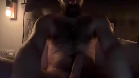 hairy_andhung online show from March 14, 12:50 am