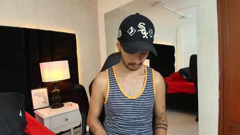 Snapshot of hairy_diamond chatting on September 14, 7:35 pm H A I R Y D I A M O N D online show from September 14, 7:35 pm