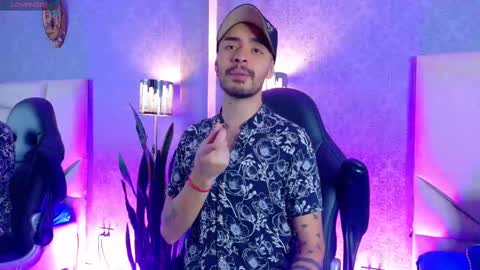 Snapshot of hairy_diamond chatting on September 29, 12:05 am H A I R Y D I A M O N D online show from September 29, 12:05 am