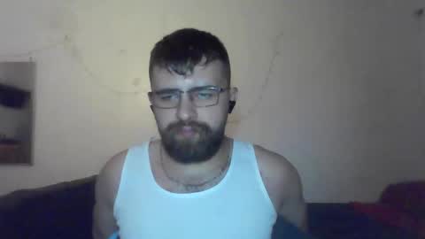 Snapshot of hairy_man_69_ chatting on November 22, 10:20 pm horny online show from November 22, 10:20 pm