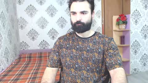 Hairy Tyler online show from December 9, 8:33 am