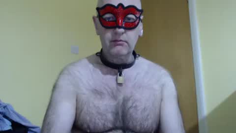 Hairy male online show from May 10, 5:40 pm