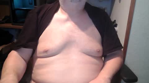 hairyarmpit_lover_1970 online show from October 22, 6:24 am