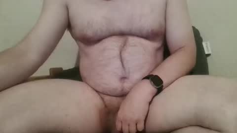 hairychest222141 online show from April 4, 7:06 am