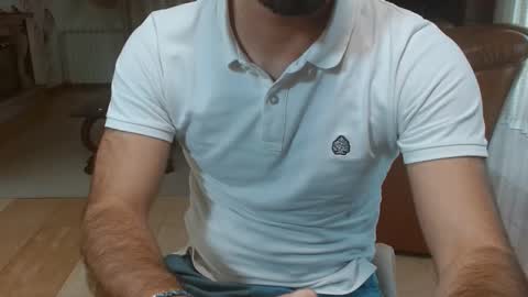 Snapshot of hairydaduncut chatting on April 28, 1:05 pm hairydaduncut online show from April 28, 1:05 pm