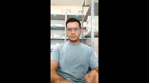 Damian online show from April 9, 2:33 pm