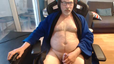 hairyman54 online show from May 17, 3:19 pm