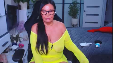 Monika online show from October 26, 9:04 am