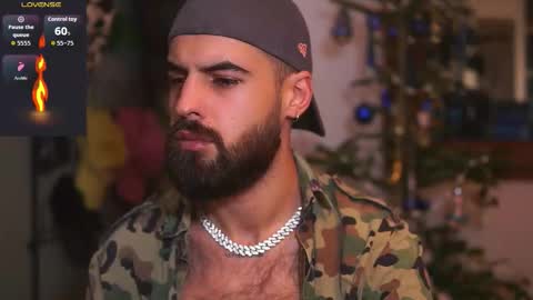 HairyRobXxX online show from December 15, 4:11 pm