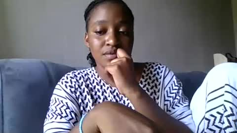 hajra_1 online show from April 14, 10:54 am