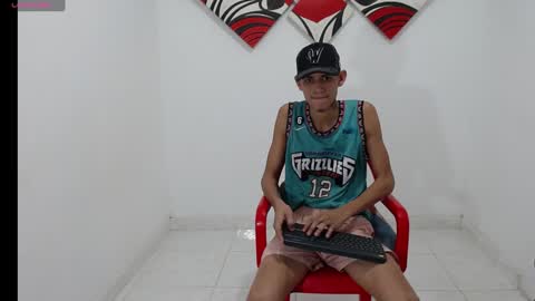 Snapshot of halan_demon chatting on December 15, 7:57 am halan_demon online show from December 15, 7:57 am