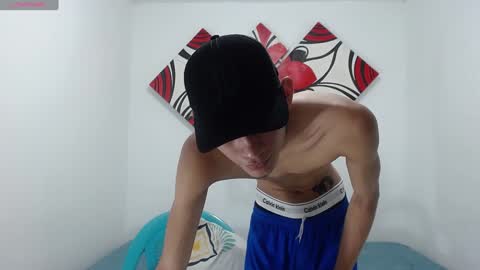 Snapshot of halan_demon chatting on December 20, 1:11 pm halan_demon online show from December 20, 1:11 pm