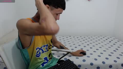 Snapshot of halan_demon chatting on February 2, 1:23 am halan_demon online show from February 2, 1:23 am