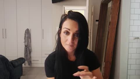 Snapshot of haley_vernandez chatting on October 17, 7:22 am Haley online show from October 17, 7:22 am