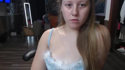 haleygss online show from October 9, 1:25 am