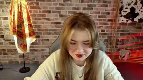 HaleySun online show from October 14, 1:45 pm