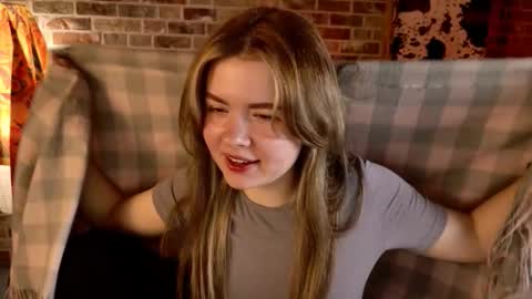 HaleySun online show from October 25, 9:28 am