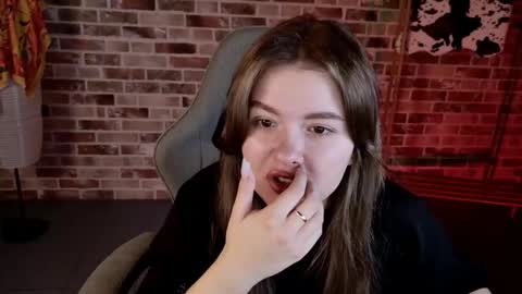 HaleySun online show from November 3, 9:10 am