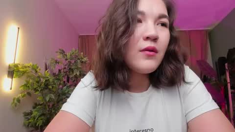 Mary online show from December 14, 2:11 pm