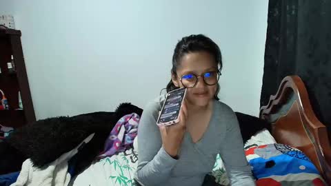 Halle 3 online show from September 20, 2:56 am