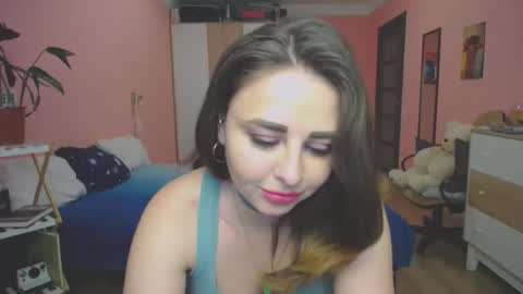 Snapshot of halleyg chatting on November 7, 3:34 pm Ann online show from November 7, 3:34 pm