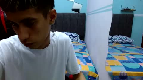 Snapshot of hamcummboy20 chatting on March 10, 1:34 am hamcummboy20 online show from March 10, 1:34 am