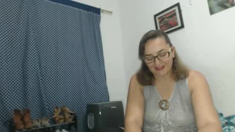 Snapshot of hammer9247 chatting on December 13, 8:47 pm hammer9247 online show from December 13, 8:47 pm