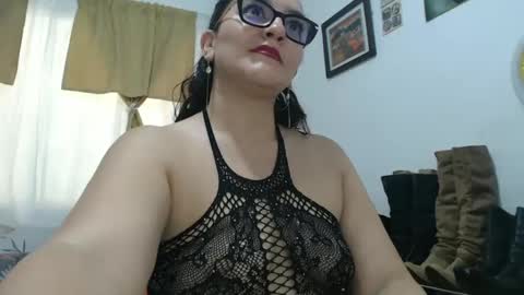 Snapshot of hammer9247 chatting on September 17, 5:47 pm hammer9247 online show from September 17, 5:47 pm