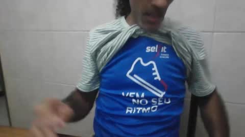 Snapshot of hamonoleoso chatting on February 14, 6:48 pm King Of Love online show from February 14, 6:48 pm