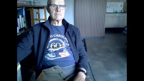 Prefer men 80 online show from April 12, 7:57 am