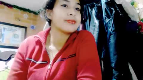 Snapshot of han_deus chatting on November 17, 4:18 am HANMy Dears make sure to follow me here create a FREE account if you dont have one and chat thank you. online show from November 17, 4:18 am