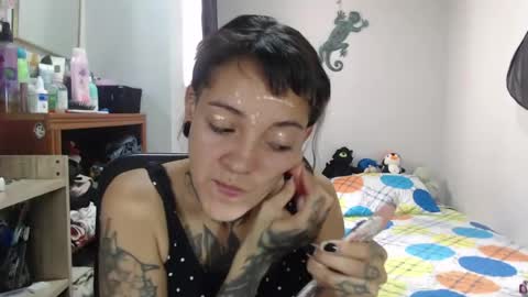 Snapshot of han_ya06 chatting on July 6, 5:59 pm Hanya online show from July 6, 5:59 pm