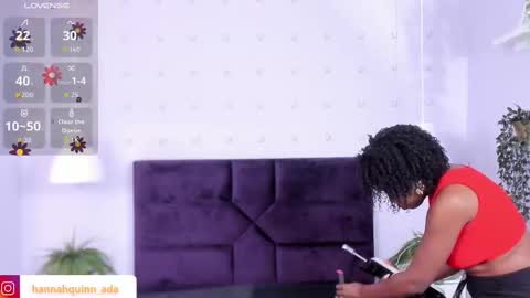 hanaahquinn online show from October 23, 11:42 am