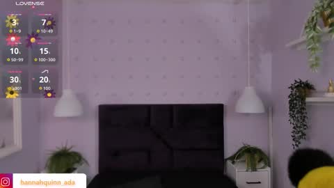 hanaahquinn online show from November 2, 11:45 am