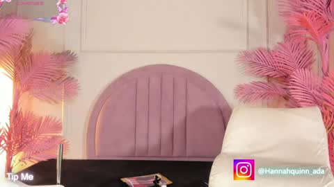 hanaahquinn online show from April 5, 11:40 am