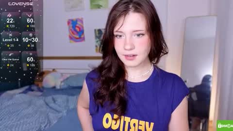 Snapshot of hanahwoods chatting on October 28, 12:14 am hanahwoods online show from October 28, 12:14 am