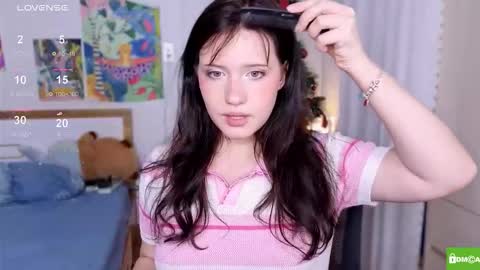 hanahwoods online show from November 30, 2:10 pm