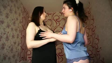 Snapshot of hanalif chatting on April 2, 5:27 am Blair and Ethel online show from April 2, 5:27 am