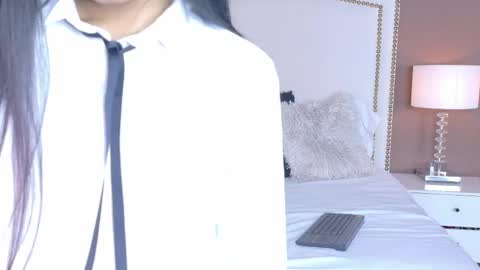 Snapshot of hanaluna chatting on April 12, 8:03 pm Hanna online show from April 12, 8:03 pm