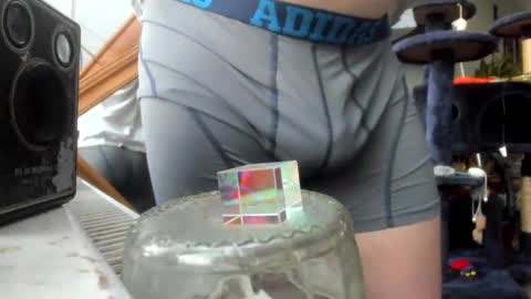 Snapshot of handncocknocum chatting on March 1, 6:46 am handncocknocum online show from March 1, 6:46 am