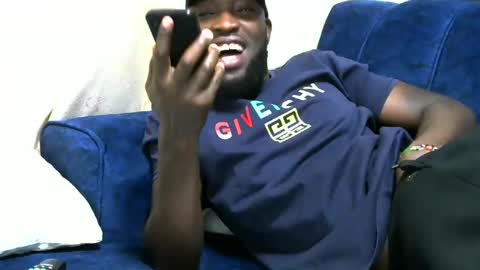 Snapshot of handsome_king30 chatting on December 2, 8:00 pm handsome king online show from December 2, 8:00 pm