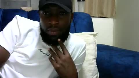 Snapshot of handsome_king30 chatting on December 8, 5:33 pm handsome king online show from December 8, 5:33 pm