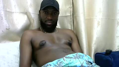 Snapshot of handsome_king30 chatting on December 20, 8:12 pm handsome king online show from December 20, 8:12 pm