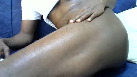 Snapshot of handsome_king30 chatting on January 3, 12:30 pm handsome king online show from January 3, 12:30 pm