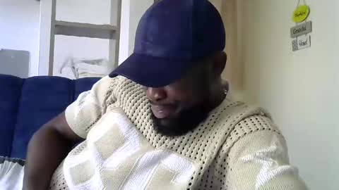 Snapshot of handsome_king30 chatting on February 9, 10:53 am handsome king online show from February 9, 10:53 am